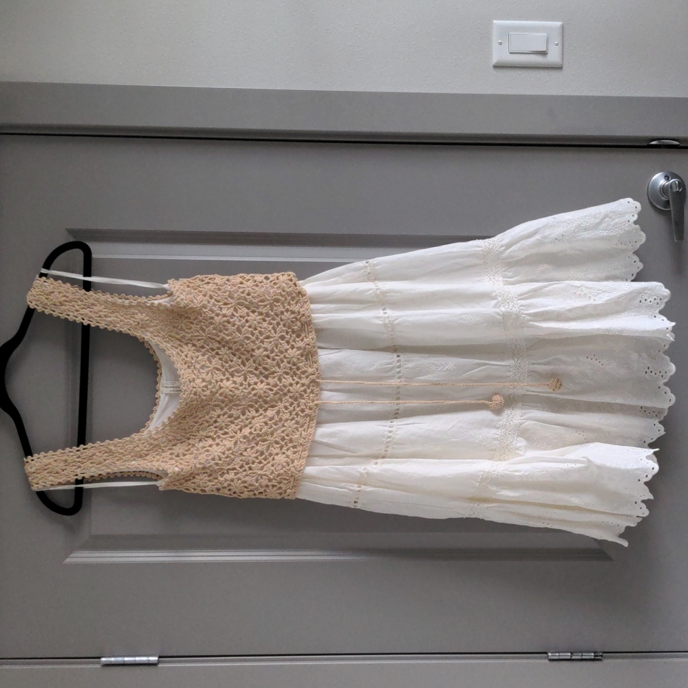Anthropologie White Embroidered Dress, Size Small